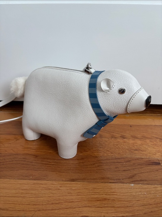 kate spade Handbags - NWOT Kate Spade Arctic Friends Polar Bear Crossbody